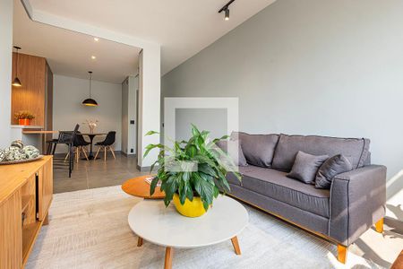 Sala de apartamento à venda com 2 quartos, 83m² em Pinheiros, São Paulo