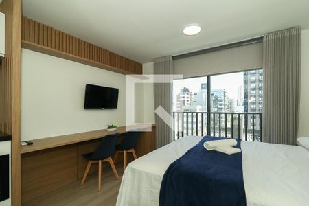 Sala / Quarto / Cozinha de apartamento para alugar com 0 quarto, 30m² em Auxiliadora, Porto Alegre