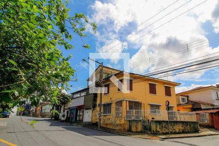 Foto 01 de casa à venda com 3 quartos, 195m² em Floresta, Belo Horizonte