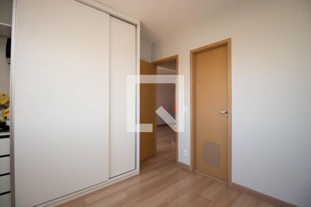 Quarto 1 de apartamento para alugar com 2 quartos, 52m² em Samambaia, Brasília