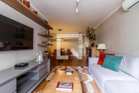 Sala de apartamento à venda com 3 quartos, 130m² em Cerqueira César, São Paulo