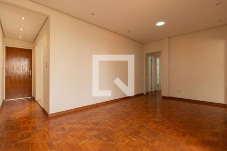 Apartamento à venda com 115m², 3 quartos e sem vagaSala