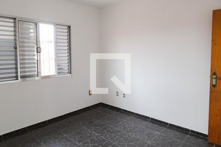 Quarto 1 de casa para alugar com 3 quartos, 300m² em Parque Continental I, Guarulhos