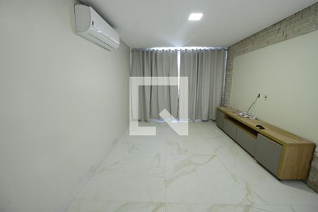 Sala de casa de condomínio para alugar com 3 quartos, 200m² em Jardim Novo Mundo, Goiânia