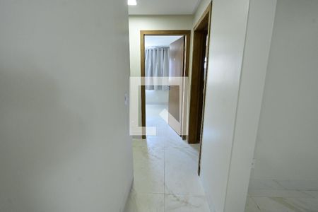 Corredor de casa de condomínio para alugar com 3 quartos, 200m² em Jardim Novo Mundo, Goiânia