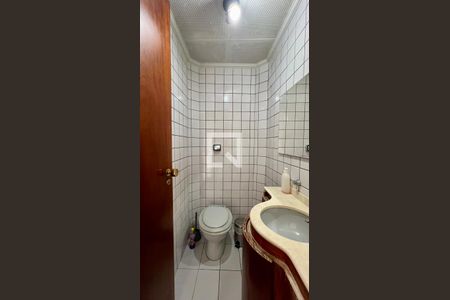 Lavabo de apartamento à venda com 3 quartos, 121m² em Sumaré, São Paulo