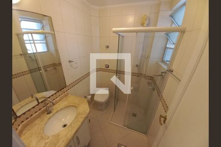 Banheiro de apartamento para alugar com 1 quarto, 55m² em Itararé, São Vicente