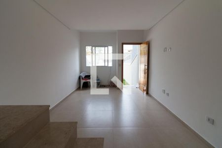 Casa à venda com 100m², 3 quartos e 2 vagasSala