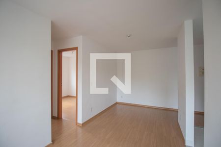 Sala de apartamento para alugar com 2 quartos, 45m² em Alcântara, São Gonçalo