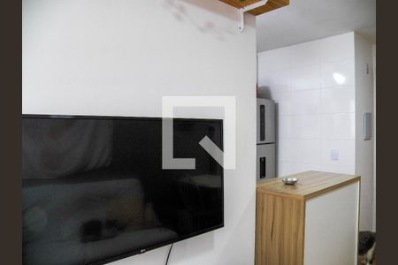 Sala de apartamento para alugar com 2 quartos, 43m² em Jardim Íris, São Paulo