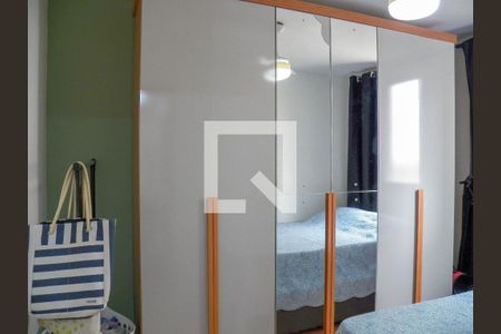 Quarto 2 de apartamento para alugar com 2 quartos, 43m² em Jardim Íris, São Paulo