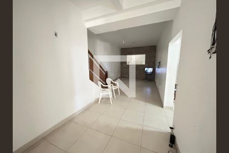 Casa à venda com 300m², 5 quartos e 3 vagasSala