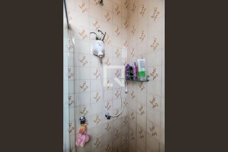 Casa à venda com 325m², 4 quartos e 2 vagas Casa à venda com 325m², 4 quartos e 2 vagasBanheiro