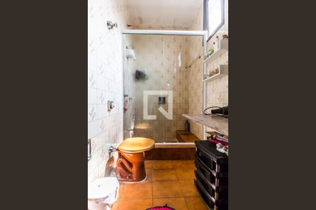 Casa à venda com 325m², 4 quartos e 2 vagas Casa à venda com 325m², 4 quartos e 2 vagasBanheiro