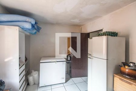 Casa à venda com 325m², 4 quartos e 2 vagas Casa à venda com 325m², 4 quartos e 2 vagasQuarto