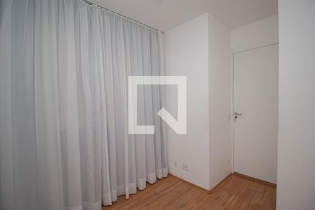 Quarto 2 de apartamento para alugar com 2 quartos, 32m² em Piqueri, São Paulo