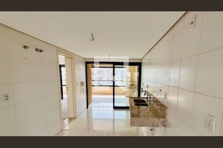 Apartamento à venda com 3 quartos, 330m² em Bela Aliança, São Paulo