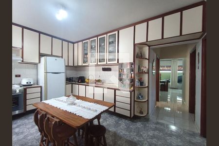 Casa à venda com 3 quartos, 229m² em Vila Príncipe de Gales, Santo André