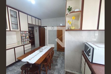 Casa à venda com 3 quartos, 229m² em Vila Príncipe de Gales, Santo André