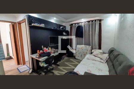 Sala de apartamento para alugar com 2 quartos, 45m² em São Pedro, Osasco