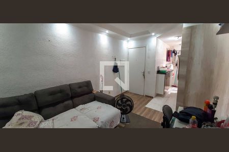 Sala de apartamento para alugar com 2 quartos, 45m² em São Pedro, Osasco