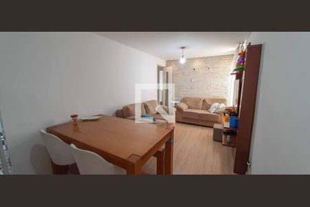 Sala de apartamento à venda com 2 quartos, 65m² em Iapi, Osasco