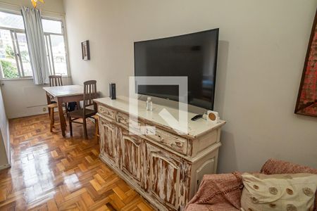 Sala de apartamento para alugar com 2 quartos, 64m² em Botafogo, Rio de Janeiro