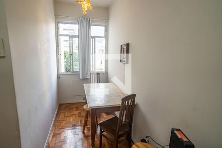 Sala de apartamento para alugar com 2 quartos, 64m² em Botafogo, Rio de Janeiro