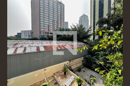 Vista de apartamento à venda com 3 quartos, 119m² em Itaim Bibi, São Paulo