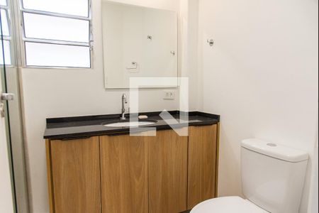 Banheiro de apartamento para alugar com 1 quarto, 42m² em Vila Mariana, São Paulo