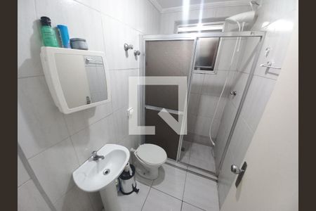 Banheiro de apartamento para alugar com 1 quarto, 60m² em Itararé, São Vicente