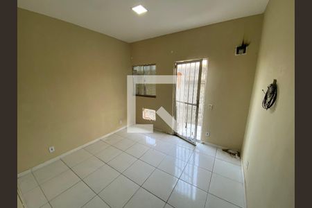 Sala de casa à venda com 1 quarto, 30m² em Inhaúma, Rio de Janeiro