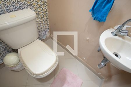 Lavabo de casa à venda com 3 quartos, 300m² em Vila Mazzei, São Paulo