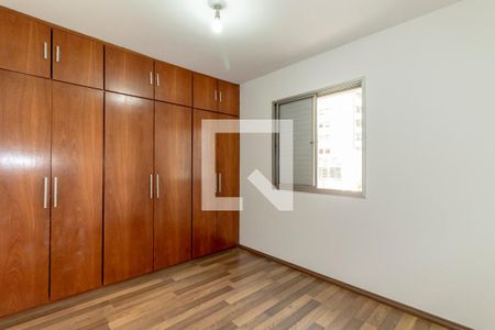 Quarto de apartamento à venda com 1 quarto, 48m² em Moema, São Paulo