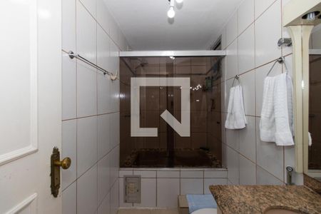 Banheiro de apartamento à venda com 2 quartos, 97m² em Vila Constança, São Paulo