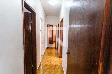 Corredor de casa à venda com 3 quartos, 371m² em Pirajá, Belo Horizonte