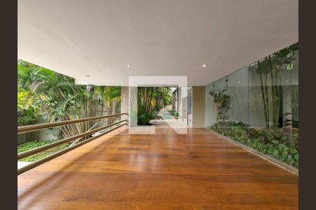 Casa à venda com 5 quartos, 900m² em Paineiras do Morumbi, São Paulo