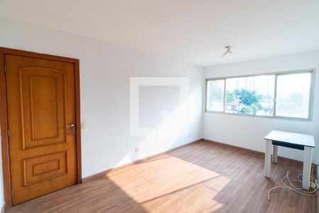 Apartamento para alugar com 83m², 2 quartos e 1 vagaSala