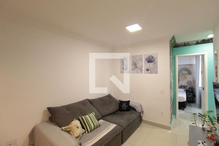 Sala de apartamento à venda com 2 quartos, 55m² em Planalto, Belo Horizonte