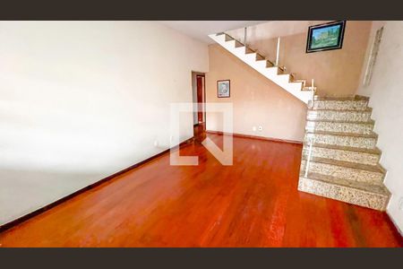 Sala de casa à venda com 5 quartos, 400m² em Canaa, Belo Horizonte