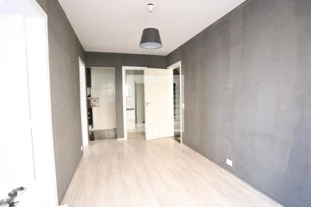 Sala de apartamento para alugar com 2 quartos, 65m² em Vila Urupês, Suzano