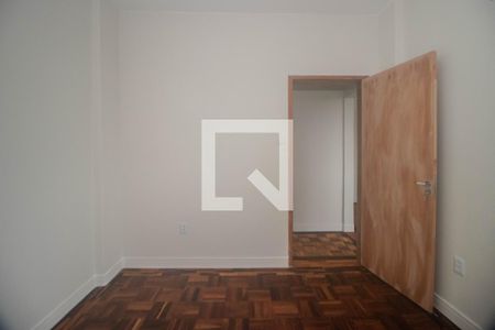 Quarto 1 de apartamento à venda com 3 quartos, 80m² em Bom Fim, Porto Alegre