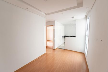 Sala de apartamento para alugar com 2 quartos, 40m² em  Granjas Santa Terezinha, Taubaté