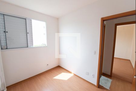 Quarto 1 de apartamento para alugar com 2 quartos, 40m² em  Granjas Santa Terezinha, Taubaté