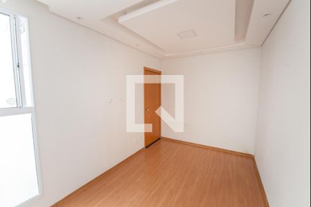 Sala de apartamento para alugar com 2 quartos, 40m² em  Granjas Santa Terezinha, Taubaté