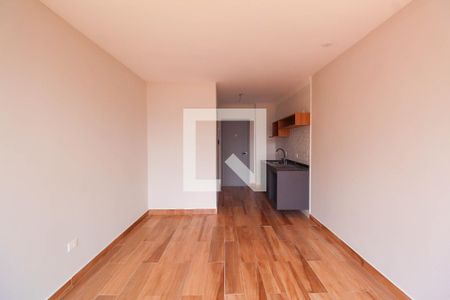 Sala/Cozinha de kitnet/studio para alugar com 1 quarto, 27m² em Vila Invernada, São Paulo