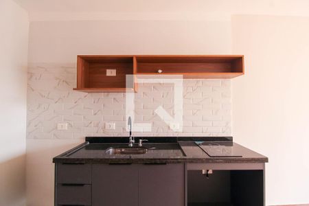 Sala/Cozinha de kitnet/studio à venda com 1 quarto, 27m² em Vila Invernada, São Paulo