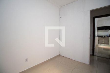 Quarto 2 de apartamento para alugar com 2 quartos, 45m² em Guará Ii, Brasília