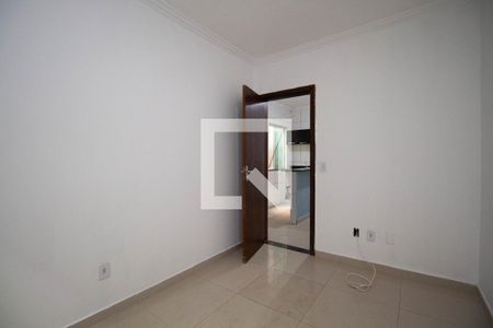 Quarto 1 de apartamento para alugar com 2 quartos, 45m² em Guará Ii, Brasília