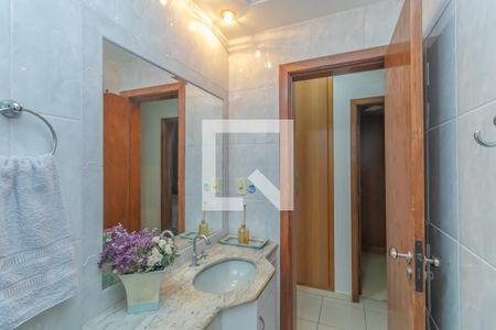 Banheiro de apartamento à venda com 3 quartos, 90m² em Palmares, Belo Horizonte